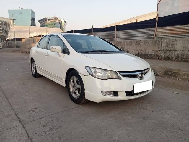 https://images10.gaadi.com/usedcar_image/4299366/original/processed_84af79f74b608a71c9aff206d739e2b6.jpg?imwidth=6400