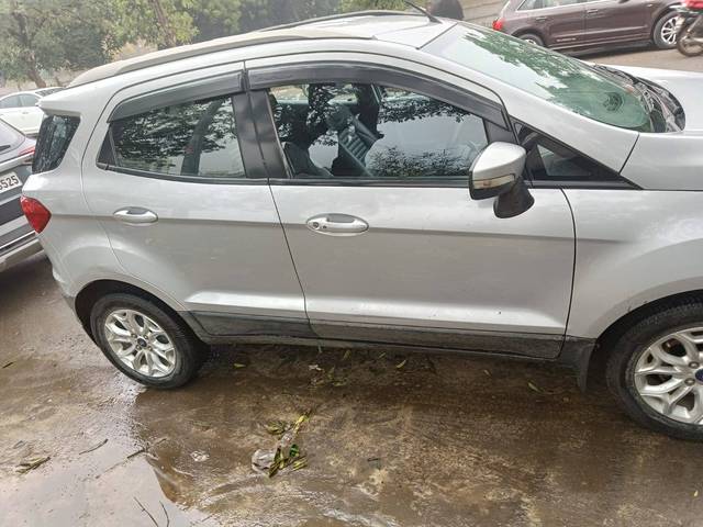 https://images10.gaadi.com/usedcar_image/4299408/original/2b116a06e2535ac6e8e4bc63eb9d2377.jpg?imwidth=6400