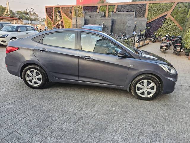 https://images10.gaadi.com/usedcar_image/4299429/original/processed_2365ac16075cde1fd0623df1201d29a1.jpg?imwidth=6401