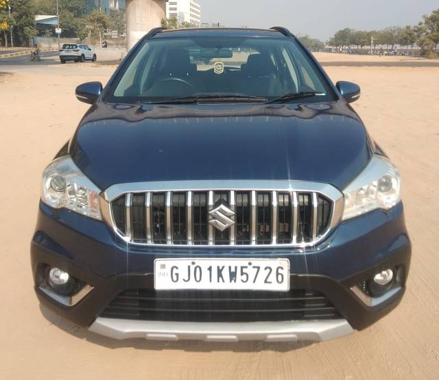 https://images10.gaadi.com/usedcar_image/4299480/original/4b0b586cb97d6fc9dab54721043f2253.jpg?imwidth=6402