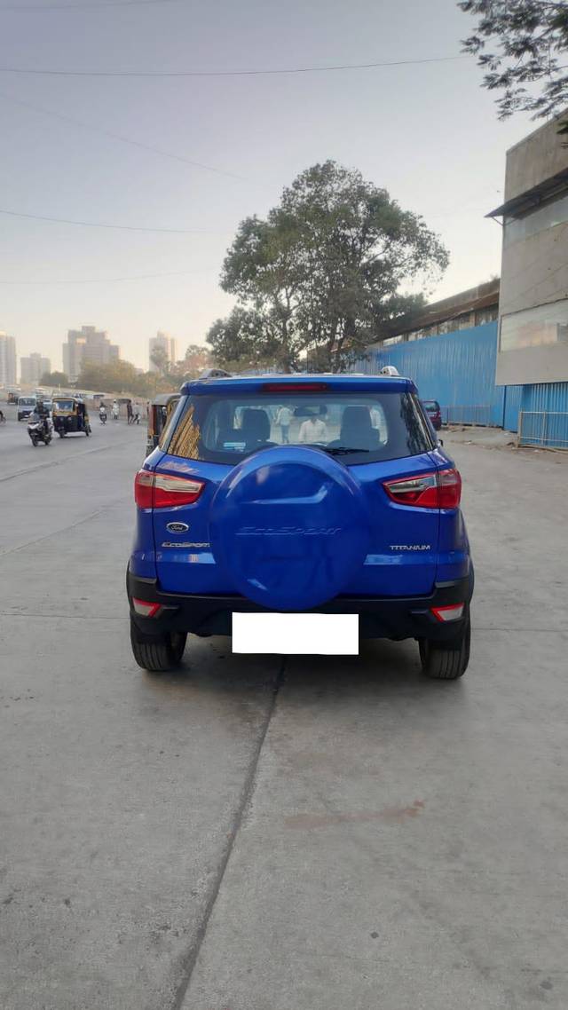 https://images10.gaadi.com/usedcar_image/4299494/original/processed_7e951a8ca884d6a477b548f53fb2fc70.jpg?imwidth=6402