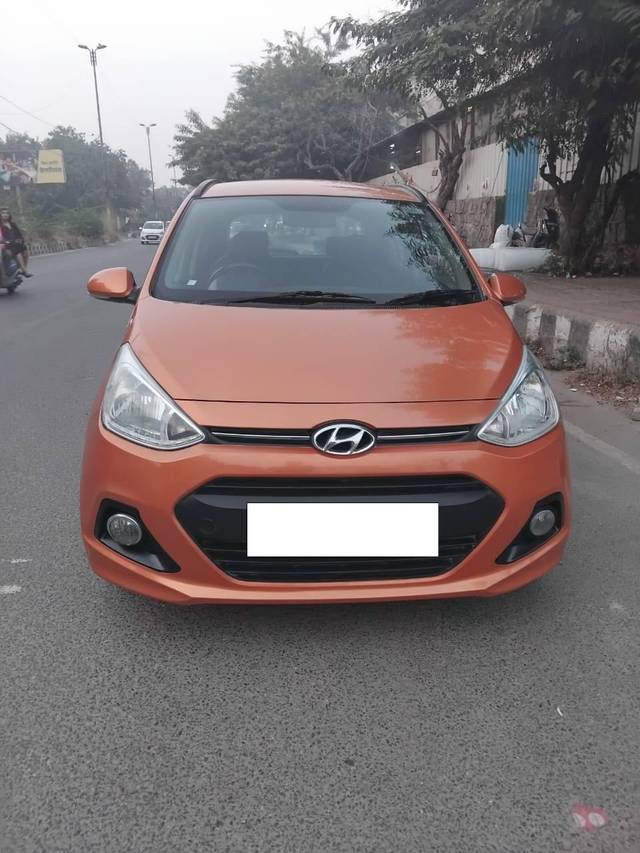 https://images10.gaadi.com/usedcar_image/4299496/original/processed_e3ca667b0d2c6e855347481f5ebdd923.jpg?imwidth=6402