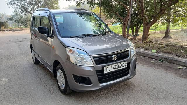 https://images10.gaadi.com/usedcar_image/4299592/original/processed_6cc776a6f258ad97e1904732b77cc0ae.jpg?imwidth=6400