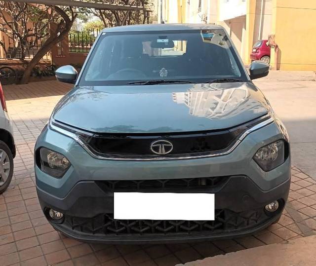 https://images10.gaadi.com/usedcar_image/4299648/original/processed_be85eedb-3ea1-4a2f-89c6-24341d3afd87.jpg?imwidth=6400