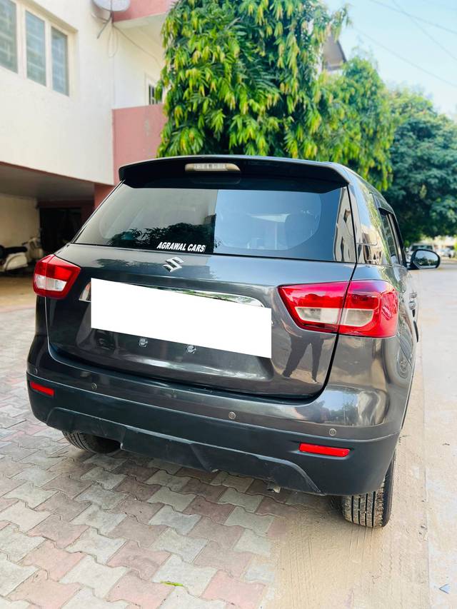 https://images10.gaadi.com/usedcar_image/4299660/original/processed_1871fa9698fe3ffd7c40608790b97351.jpeg?imwidth=6401