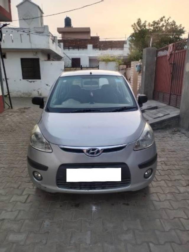 https://images10.gaadi.com/usedcar_image/4299745/original/processed_62b5d665-fdc0-4f14-a2d1-054249046c98.jpg?imwidth=6400