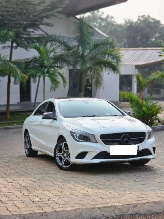 https://images10.gaadi.com/usedcar_image/4299822/original/processed_bef853ea-4649-4410-acf3-9e8e7e69a501.jpg?imwidth=6400