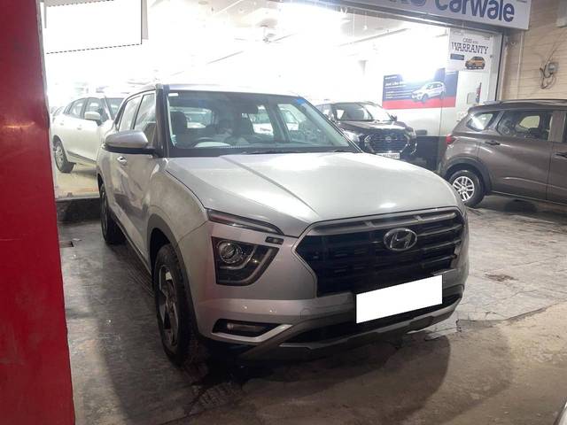 https://images10.gaadi.com/usedcar_image/4299849/original/processed_36da1f1a3bcfa00fda06f0d137906740.jpg?imwidth=6402