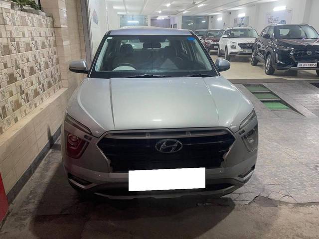 https://images10.gaadi.com/usedcar_image/4299849/original/processed_5f575657da22776c5535b6378c29a616.jpg?imwidth=6400