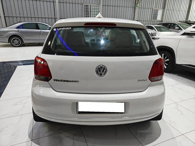 https://images10.gaadi.com/usedcar_image/4299900/original/processed_20795fff40597786880767a7c64b46e5.jpg?imwidth=6401