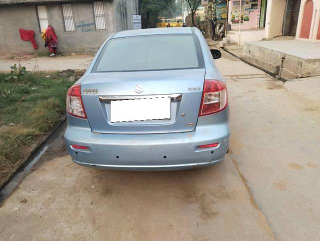 https://images10.gaadi.com/usedcar_image/4299930/original/processed_d6fc3d58-d79a-4dc8-a1ed-d043682fb558.jpg?imwidth=6402