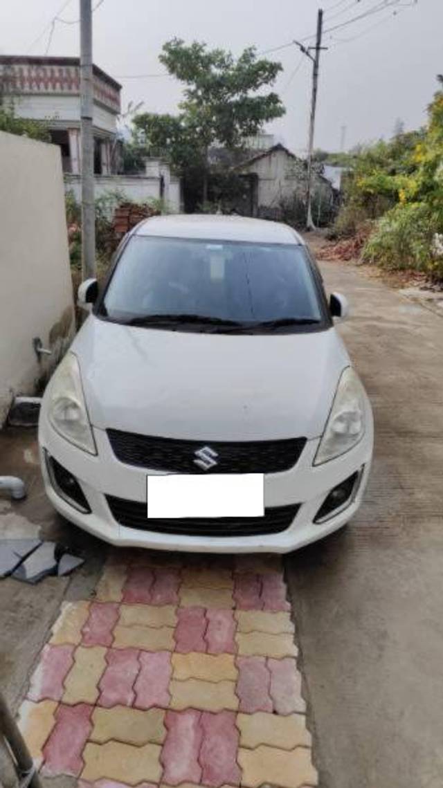 https://images10.gaadi.com/usedcar_image/4299948/original/processed_a4a3f788-cf0e-4f6b-a8ec-2ec4490cb1f9.jpg?imwidth=6402