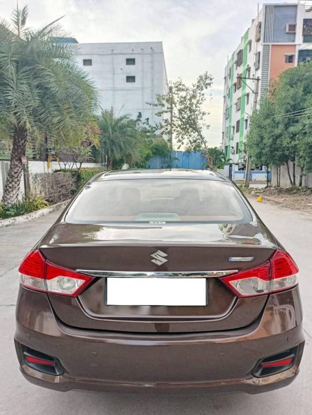 https://images10.gaadi.com/usedcar_image/4299999/original/processed_b038f5da44182c3a0d511b02411cd00a.jpg?imwidth=6402