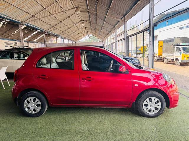 https://images10.gaadi.com/usedcar_image/4300017/original/processed_8296446267b687a0c66534567159be20.jpg?imwidth=6401