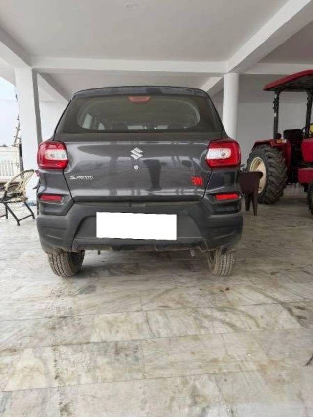 https://images10.gaadi.com/usedcar_image/4300168/original/processed_1b3ab4af-338a-40a6-85f5-50248c98ae28.jpeg?imwidth=6401