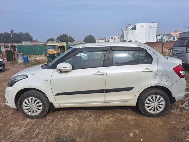 https://images10.gaadi.com/usedcar_image/4300183/original/0aabe1e7f2e5004857f458dbad325d02.jpg?imwidth=6401