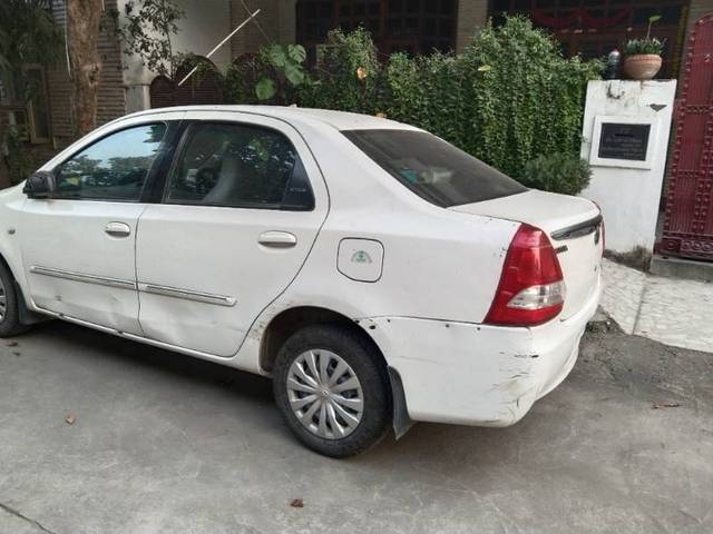 https://images10.gaadi.com/usedcar_image/4300211/original/6aeb0ef196cbb7ccbc2e55a12984f0a8.jpg?imwidth=6402