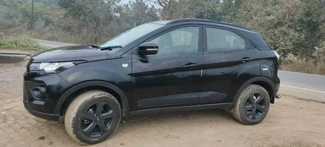 https://images10.gaadi.com/usedcar_image/4300223/original/processed_389e7e6f-2bd8-44f0-9a21-8df97508f844.jpg?imwidth=6402