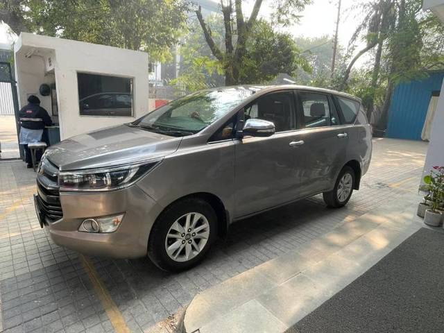 https://images10.gaadi.com/usedcar_image/4300250/original/c5309c204cd1cd0d5d581b099c48eaff.jpeg?imwidth=6402