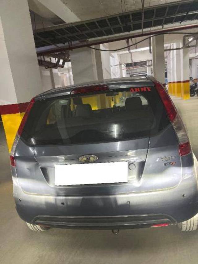 https://images10.gaadi.com/usedcar_image/4300266/original/f105cd61cc315fd8246501907ad4cbe0.jpg?imwidth=6401