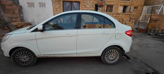 https://images10.gaadi.com/usedcar_image/4300325/original/c40db0e4c4d8789a73890a8d79177a53.jpg?imwidth=6402