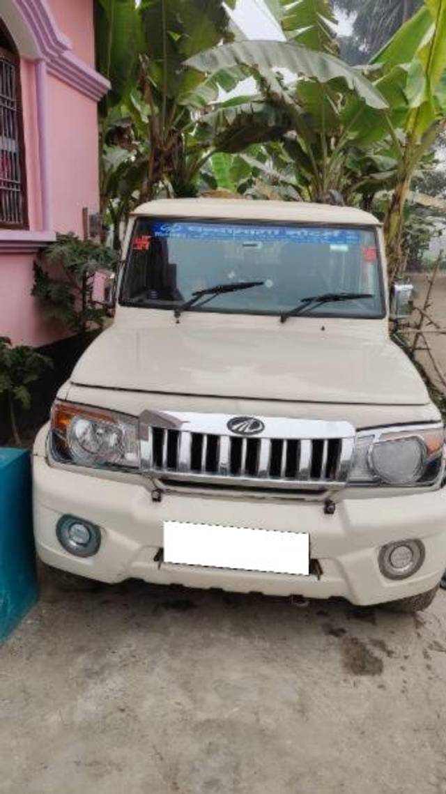 https://images10.gaadi.com/usedcar_image/4300336/original/processed_0b130ce3-d805-45bc-849e-43d1d57e3ba6.jpg?imwidth=6400