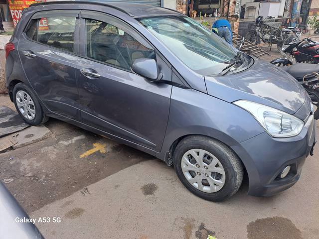 https://images10.gaadi.com/usedcar_image/4300359/original/processed_529a907fa87fa2471ab4a6bc1d720194.jpg?imwidth=6402