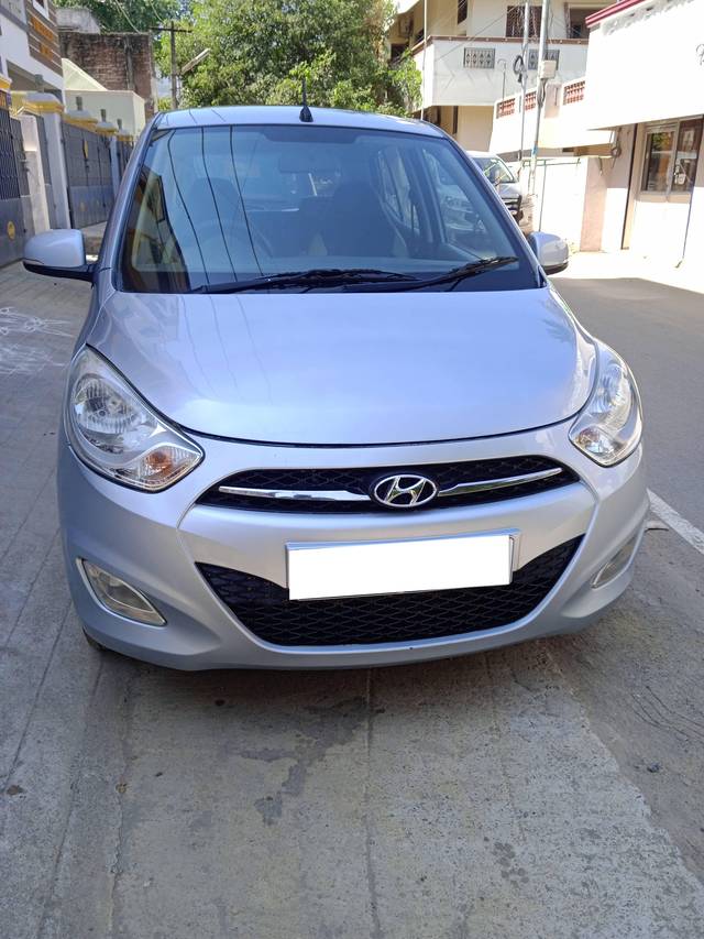 https://images10.gaadi.com/usedcar_image/4300529/original/processed_69ec5a30f6039e3ec816b34e86df6947.jpg?imwidth=6400