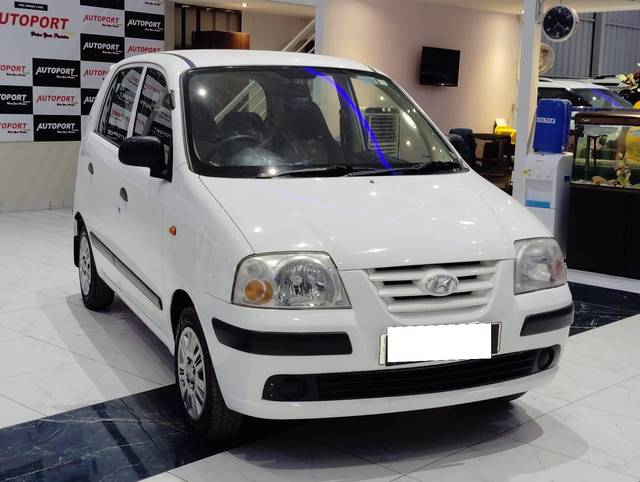 https://images10.gaadi.com/usedcar_image/4300595/original/processed_ea8a367fce110aaa05b92884688b1e1b.jpg?imwidth=6400