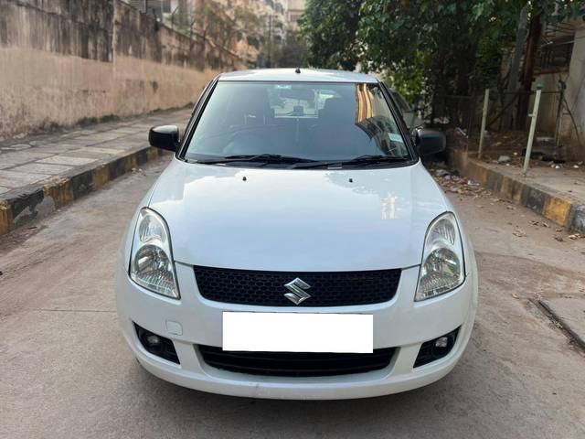 https://images10.gaadi.com/usedcar_image/4300601/original/processed_241d7660dd427cc8c83e09b1a80c0072.jpg?imwidth=6401