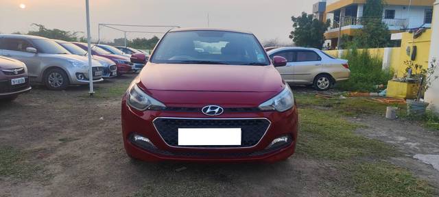 https://images10.gaadi.com/usedcar_image/4300614/original/processed_b021e65b3df471baf4ad32906a8babe3.jpg?imwidth=6401