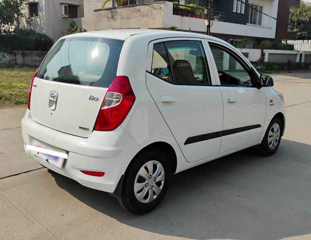 https://images10.gaadi.com/usedcar_image/4300620/original/processed_ab2d4323f27df89493c6b6e85f2085a5.jpg?imwidth=6401