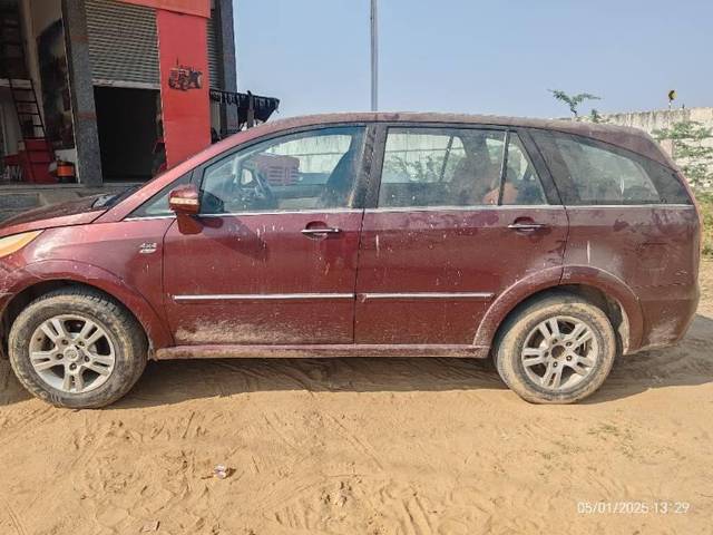 https://images10.gaadi.com/usedcar_image/4300659/original/processed_2a89852f-471d-45ce-8534-e357f127a940.jpg?imwidth=6402