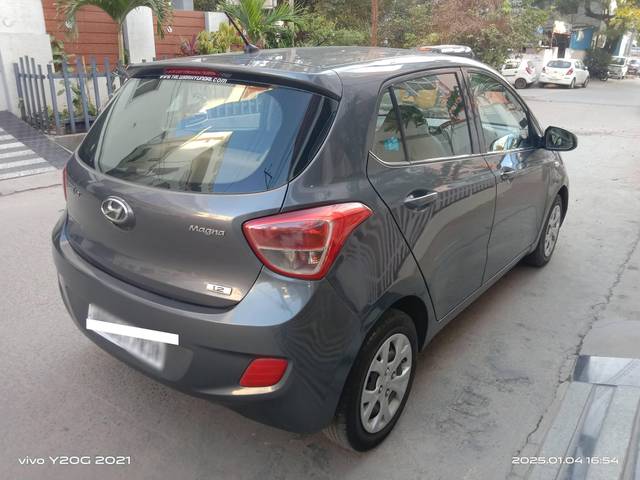 https://images10.gaadi.com/usedcar_image/4300666/original/processed_6419da6eb24a289624a29f4cb9803c46.jpg?imwidth=6401