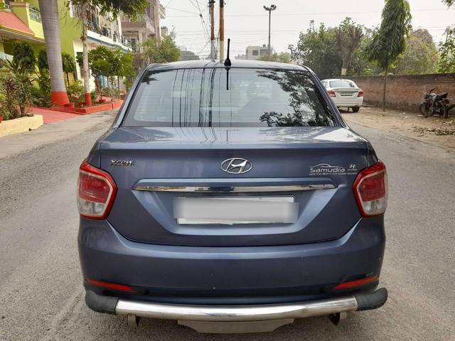 https://images10.gaadi.com/usedcar_image/4300843/original/processed_f4c08545-7985-41e5-9f87-27770605e287.jpg?imwidth=6401