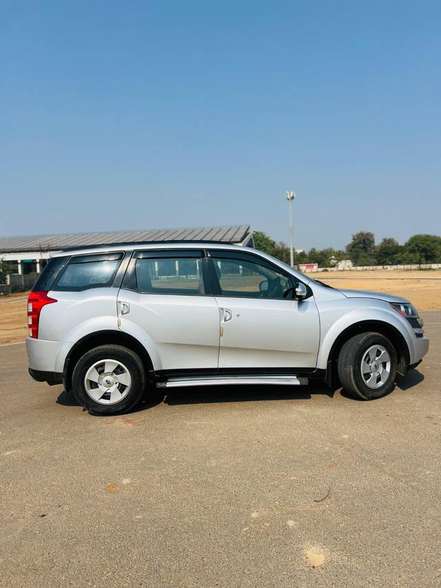 https://images10.gaadi.com/usedcar_image/4300856/original/6a8e6b7a9bddc531efbf2a0f0784a97a.jpeg?imwidth=6401