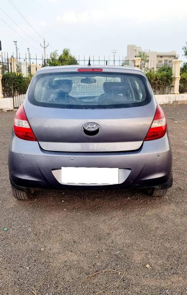 https://images10.gaadi.com/usedcar_image/4300862/original/processed_4aaa5438d647968768842f9c00713949.jpg?imwidth=6401