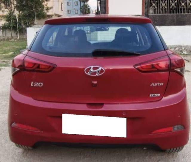 https://images10.gaadi.com/usedcar_image/4300904/original/processed_179395860dd9d20af50526efb2708cc0.jpg?imwidth=6402