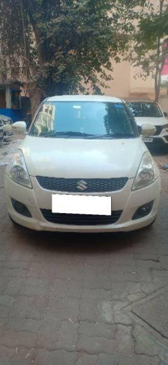 https://images10.gaadi.com/usedcar_image/4301025/original/b3e952a3b15693a3433c3446815d9cdf.jpg?imwidth=6400