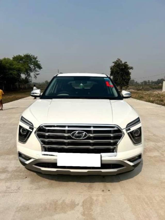 https://images10.gaadi.com/usedcar_image/4301057/original/processed_0ce80080-bc0e-4511-80f1-e53d9f0829bb.jpg?imwidth=6400