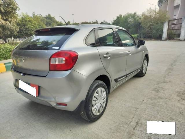 https://images10.gaadi.com/usedcar_image/4301075/original/processed_e537ddee55281d8d42e5c994f26d3731.jpg?imwidth=6402