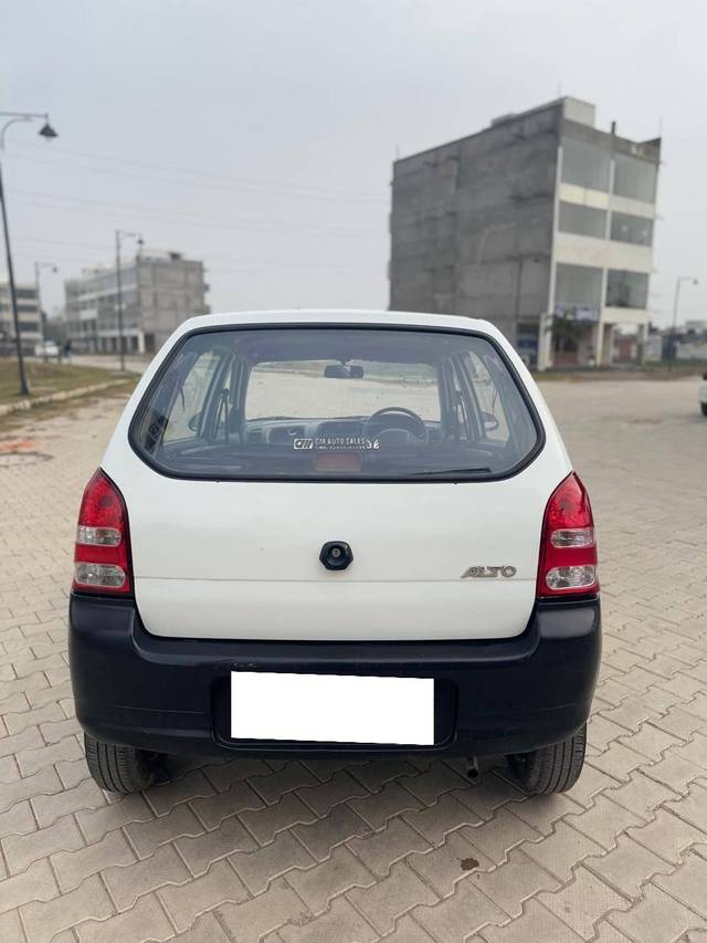 https://images10.gaadi.com/usedcar_image/4301192/original/processed_249c676492d94a0fced855223f9a6a3b.jpg?imwidth=6402