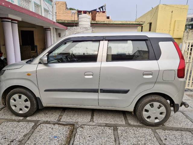 https://images10.gaadi.com/usedcar_image/4301210/original/3bd4561835a702e9f6e096ec38c96a9a.jpg?imwidth=6402