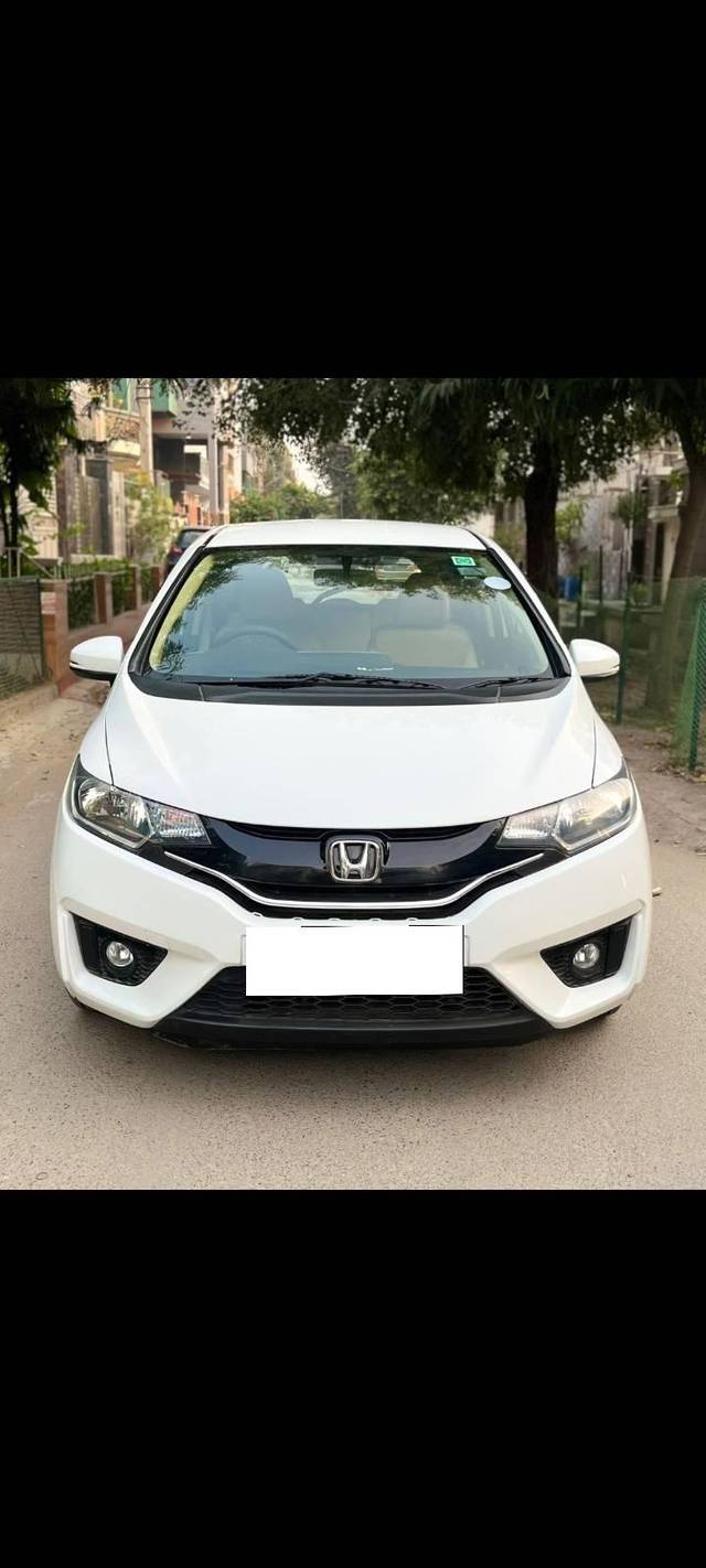 https://images10.gaadi.com/usedcar_image/4301223/original/processed_fbb2f280fe5f0a487922587f50305874.jpg?imwidth=6400