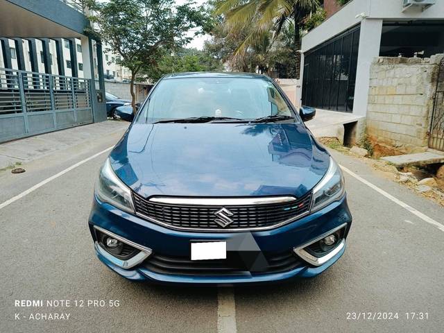 https://images10.gaadi.com/usedcar_image/4301241/original/processed_1b87aef09969d53a94f944ec2a58235f.jpg?imwidth=6400