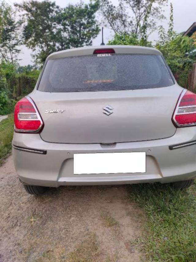 https://images10.gaadi.com/usedcar_image/4301260/original/processed_eeca9d09-47ce-4182-9324-9b389725929e.jpg?imwidth=6402