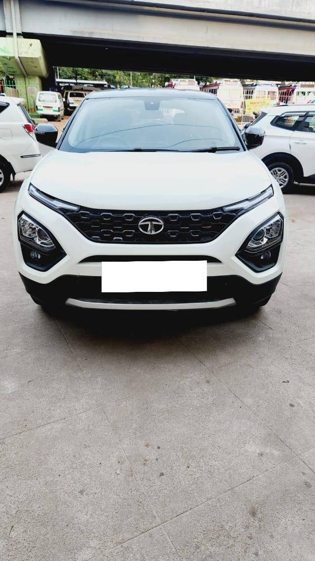 https://images10.gaadi.com/usedcar_image/4301281/original/processed_0c0a9d87aedd9438a6e14999100e5ace.jpg?imwidth=6401