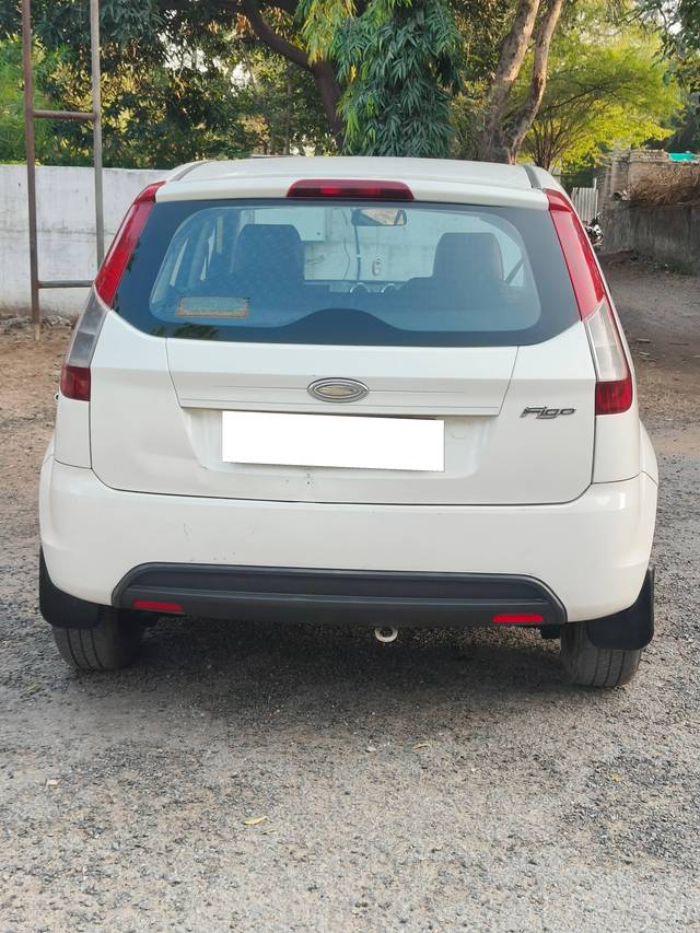 https://images10.gaadi.com/usedcar_image/4301282/original/processed_eb8ba024db6c459459decd1c8f8986be.jpg?imwidth=6401