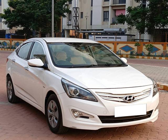 https://images10.gaadi.com/usedcar_image/4301286/original/processed_ada08306d2fd84831abaaa157907bce7.jpg?imwidth=6400