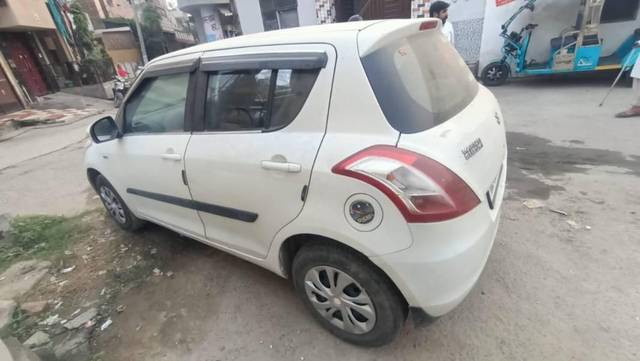 https://images10.gaadi.com/usedcar_image/4301288/original/processed_38f9dea0-a3d6-482b-b5c2-147c99687548.jpg?imwidth=6400